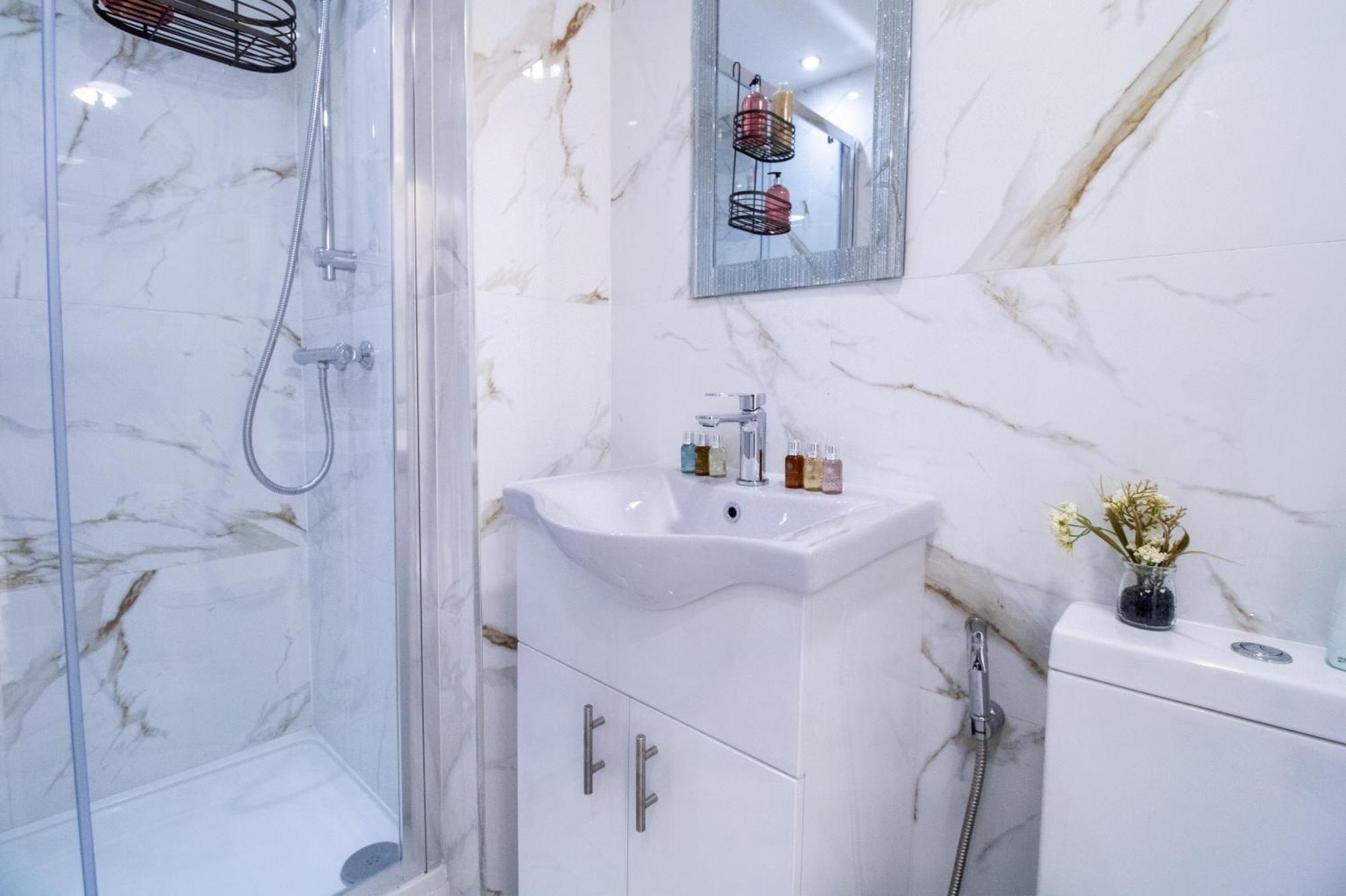 Oxford Street 1 Bedroom Shopping Retreat! 3Gc London Bagian luar foto