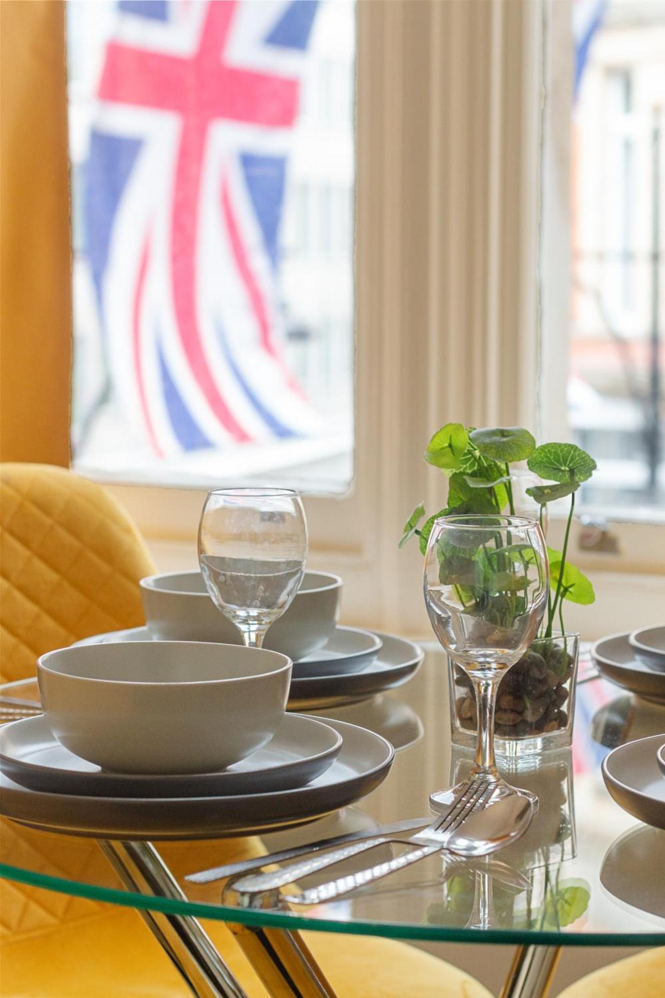 Oxford Street 1 Bedroom Shopping Retreat! 3Gc London Bagian luar foto